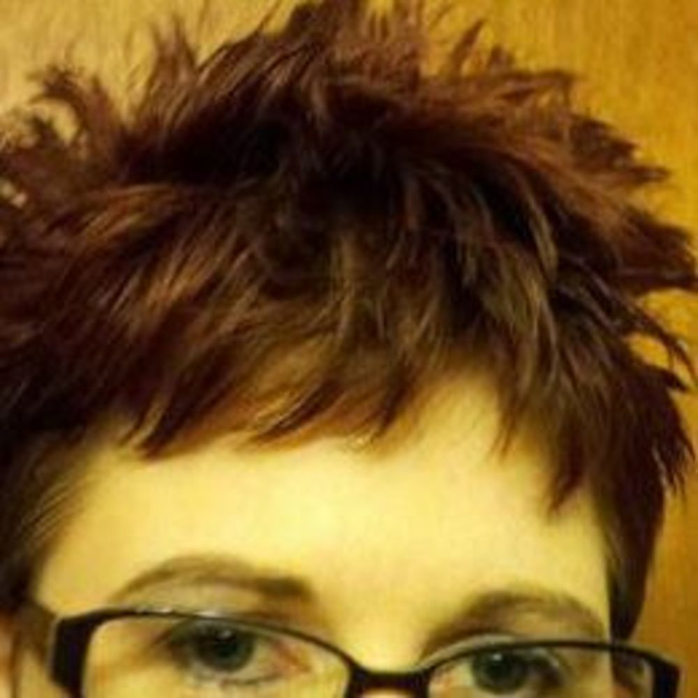 Meet your Posher, Jacqueline